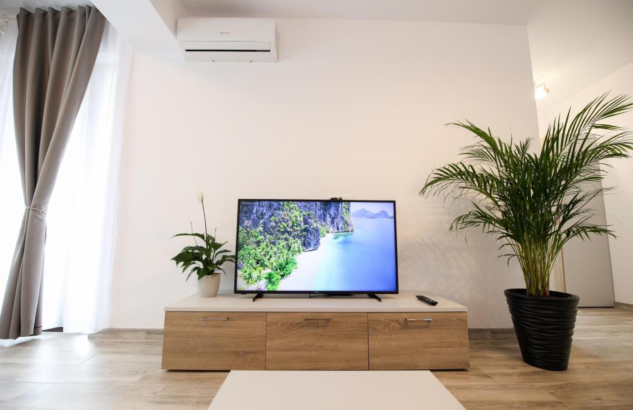 Vitan Central Oasis ---Free Secured Private Parking---Self Check-In-- บูคาเรสต์ ภายนอก รูปภาพ