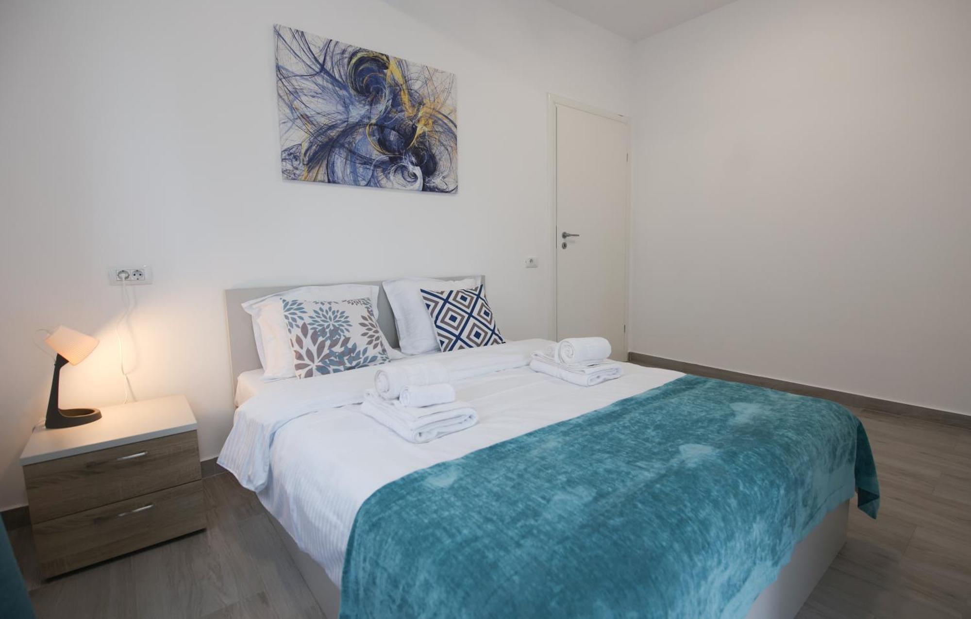 Vitan Central Oasis ---Free Secured Private Parking---Self Check-In-- บูคาเรสต์ ภายนอก รูปภาพ